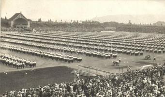 3 db régi fotó képeslap sportünnepélyről, tornászok bemutatója / 3 pre-1945 photo postcards of sport...