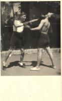 4 db régi sport fotólap ökölvívókról / 4 pre-1945 sport photo postcards of boxers