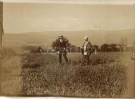 35 db főleg régi fotó / 35 mostly pre-1945 photos