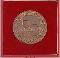 DN "Metroinvest - Budapest" Br plakett, eredeti tokban, kiolvashatatlan jelzéssel (78mm) T...