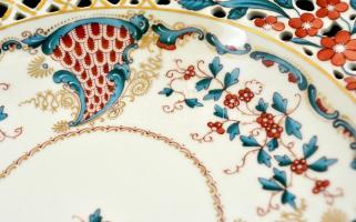 Herendi Tupini mintás áttört szélű dísz tányér, kézzel festett, jelzett, hibátlan, d:20,5 cm