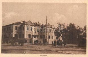 28 db főleg régi katonai motívumlap (első világháború) / 28 pre-1945 mostly WWI military motive card...