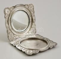 Ezüst púderes szelence V. V. monogrammal, szép állapotban / Silver powder box  8x8 cm, 113 g