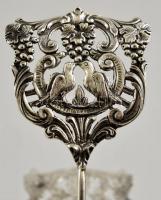 Ezüst tortacsipesz galambpár díszítéssel / Silver cake holder with pigeon ornaments 62,2 g