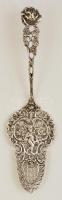 Ezüst tortalapát puttós díszítéssel / Silver cake taker with pigeon ornaments 42,2 g