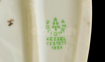 Hollóházi táncoló lány, kézzel festett, jelzett, kopás nyomokkal, m:27 cm