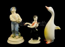 2 db Hollóházi és 1 db jelzés nélküli porcelán figura, kézzel festett, hibátlan, m: 13 sé 17 cm