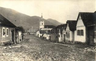 1917 Dunatölgyes, Dubova; utcakép, templom / street view, church. photo