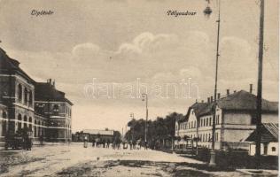 Lipótvár Railway-station