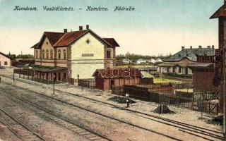 Komárom, Komárno; Vasútállomás / Nadrazie / railway station (EK)