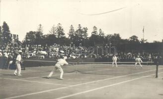 1912 A stockholmi olimpiai játékok férfi páros tenisz döntő mérkőzése / Stockholm Summer Olympics. Lawn tennis. The final in gentlemens doubles
