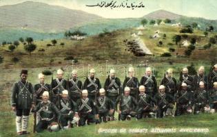 Groupe de soldats albanais avec camp / Group of Albanian soldiers with camp (EK)