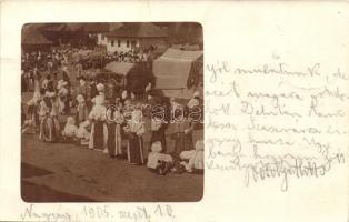 1905 Nagyág, Sacaramb; Piac tér árusokkal / market square with vendors. photo (apró szakadás / tiny tear)