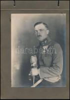 cca 1917-1918 Osztrák-magyar tizedes műtermi fotója, kitüntetésekkel, érdekes csapatjelvénnyel, kartonra ragasztva, 22x16,5 cm