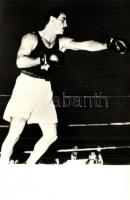 4 db főleg MODERN sport motívumlap / 4 mostly modern sport motive postcards