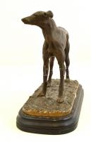 Jelzés nélkül: Agár. Bronz, fa talapzaton, m:21,5 cm, h:28 cm