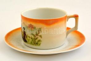 Zsolnay gésa jelenetes teás csésze és alj, matricás, jelzett, kopásnyomokkal