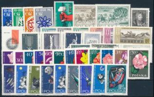 80 stamps + 1 block 80 db klf bélyeg, közte teljes sorok + 1 db blokk 2 db stecklapon