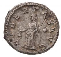 Római Birodalom / Róma / Heliogabalus 220-221. Denár Ag (3,84g) T:2
Roman Empire / Rome / Elagabalu...