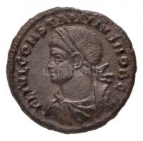Római Birodalom / Siscia / II. Constantius 328-329. AE Follis (2,52g) T:2,2- Roman Empire / Siscia / Constantius II 328-329. AE Follis FL IVL CONSTANTIVS NOB C / PROVIDEN-TIAE CAESS - DeltaSIS double crescent (2,52g) C:XF,VF RIC VII 217.