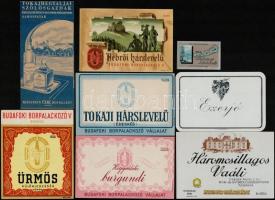 cca 1930-1950 8 db különféle borcímke, köztük tokaji, Budafoki Borpalackozó, 3,5x5,5 és 11,5x9,5 cm közti méretben