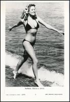 cca 1980 Fürdőruhadivat, 2 db feliratozott MTI sajtófotó, 26x18 cm