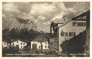 Lermoos, Hotel Post gegen Zugspitze, automobiles
