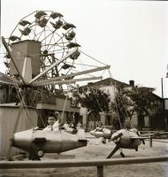 cca 1960 Budapest, Vidámpark, 13 db szabadon felhasználható, vintage negatív Kotnyek Antal (1921-199...