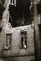 1943-1944 Budapest, kőbányai életképek, utcai plakátok, szobrok, épületek, stb., Keveházi János (?-?...