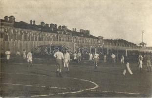 K.u.K. katonák labdarúgó meccs közben orosz hadifogságban valahol Fehéroroszországban / WWI K.u.K. POWs (prisoners of war) during football match in Belarus. photo