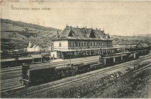 Kőrösmező, Jaszinya, Yasinia; vasútállomás vagonokkal / Bahnhof / railway station with wagons (fl)
