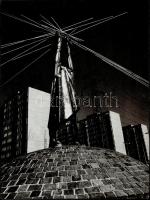 cca 1975 Gebhardt György (1910-1993) budapesti fotóművész hagyatékából 2 db kasírozott városkép, az ...