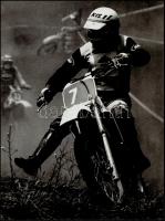 cca 1973 Gebhardt György (1910-1993) budapesti fotóművész hagyatékából 2 db feliratozott, vintage sp...