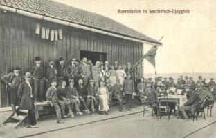 Újegyház, Leschkirch, Nocrich; Kommission der Schmalspurbahn in Leschkirch / Kisvasút bizottság csoportképe az állomáson. Kiadja F. Theil / narrow-gauge railroad committee at the railway station (EK)