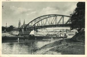 Komárom, Komárno; kikötő és híd, uszály / port and bridge, barge (EK)