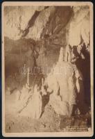 1887 A szepesbélai(Felvidék) cseppkőbarlang, Divald Károly feliratozott, keményhátú fotója, 16x11 cm / Spišská Belá, stalactite, vintage photo