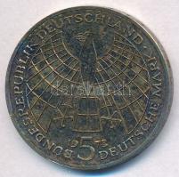 NSZK 1973J 5M Ag "Kopernikusz" T:2 patina
FRG 1973J 5 Mark Ag "Birth of Nicholas Cop...