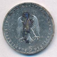 NSZK 1977G 5M Ag "Heinrich von Kleist születésének 200. évfordulója" T:2 patina
FRG 1977G...