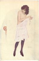 Le Petit indiscret / Ladies, slightly erotic art postcard. s: Raphael Kirchner (EK)