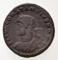 Római Birodalom / Siscia / II. Constantius 326-327. Follis Cu (2,6g) T:2 Roman Empire / Siscia / Constantius II 326-327. Follis Cu FL IVL CONSTANTIVS NOB C / PROVIDEN-TIAE CAESS - .DeltaSIS. (2,6g) C:XF RIC VII 203.