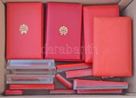 Vegyes: Kisebb doboznyi szocialista kitüntetés, vegyesen katonai és civil T:2,2-