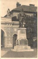 1927 Miskolc, Rudolf laktanya, 10-es Honvéd szobor. Rosenblatt photo (EK)