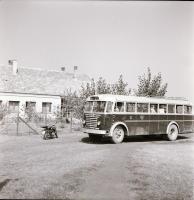 cca 1959 Kecskeméti autóbusz közlekedés, Medgyesi László (?-?) kecskeméti fotóművész felvételei, 3 d...