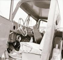 cca 1958 Teherautók, 6 db szabadon felhasználható vintage negatív, 6x6 cm