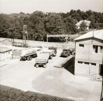 cca 1958 Teherautók, 6 db szabadon felhasználható vintage negatív, 6x6 cm