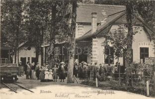 Menyháza, Moneasa; Vasútállomás, kisvasút / railway station, locomotive