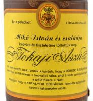 1975 Tokaji aszú, 5 puttonyos, névre szóló címkével, 0,5 l