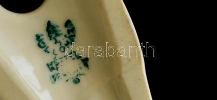 Hollóházi nyúl, kézzel festett, jelzett, hibátlan, m:7 cm