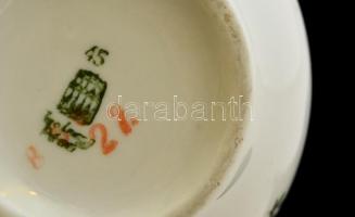 Zsolnay virágmintás porcelán cukortartó, matricás, jelzett, hibátlan, m: 9 cm