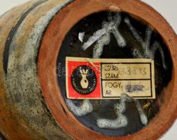 Iparművészeti Vállalatos Gorka Lívia mázas kerámia váza, mázhibával, jelzett, m: 23 cm